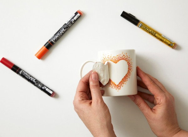 DIY Mug coeur Pébéo porcelaine