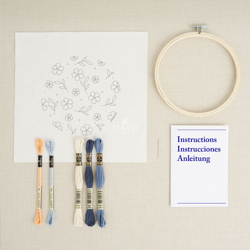 Kit de broderie Petites fleurs bleues