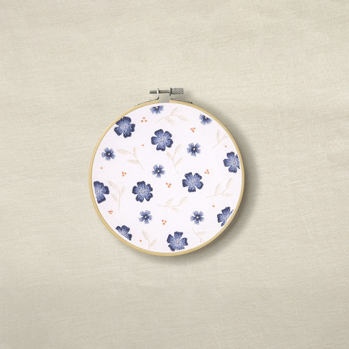 Kit de broderie Petites fleurs bleues