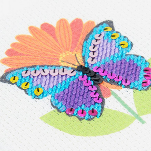 Kit de broderie Papillon au demi point - 8+
