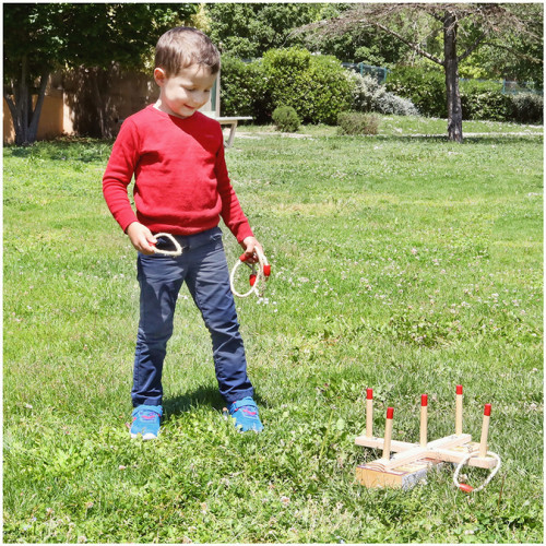 Jeu en bois 5 anneaux à lancer