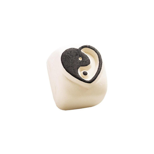 Petite pierre à tatouage Cœur yin-yang
