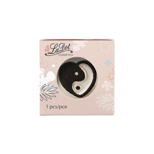 Petite pierre à tatouage Cœur yin-yang