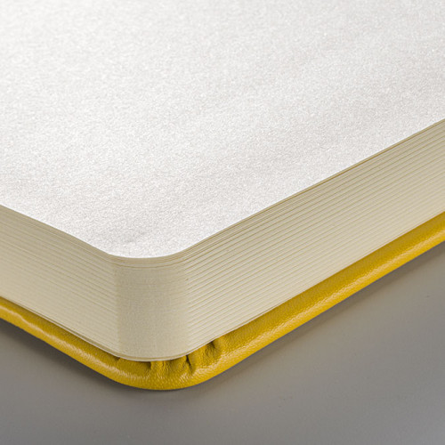 Carnet de croquis Jaune d'or 140 g/m² 80 feuilles 13 x 21 cm