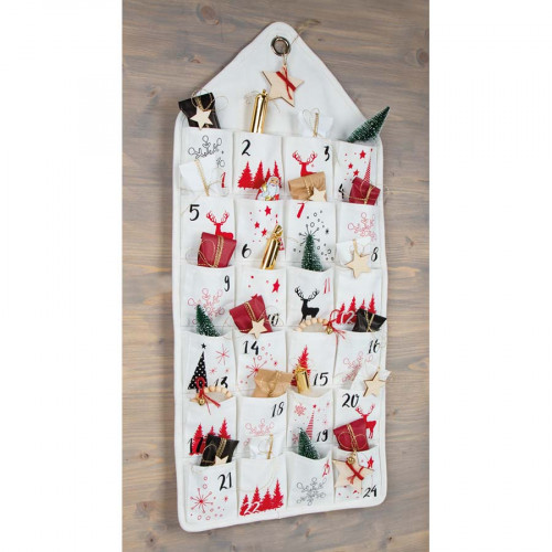 Calendrier de l'avent à suspendre 36 x 82 cm