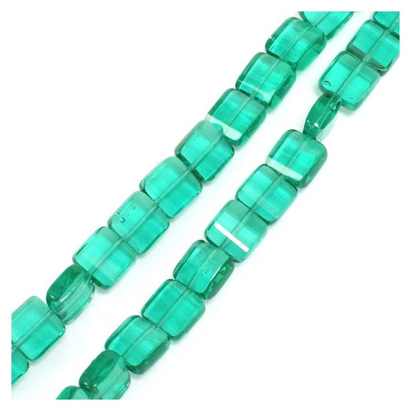 Perles de Bohème sur Fil - Carrées Aplaties Vert Transparent 9 mm