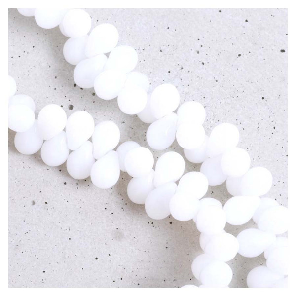 Perles de Bohème sur Fil - Goutte 5 x 7 mm Blanc