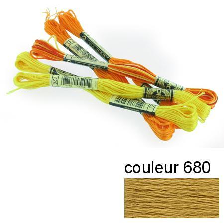 Fil à broder 117 mouliné - couleur 680