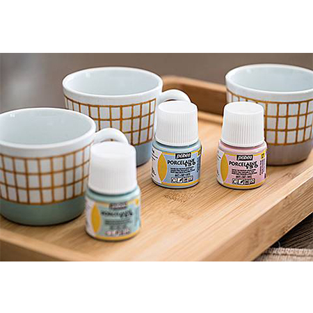 Peinture Porcelaine 150 bleu poudré - 45 ml
