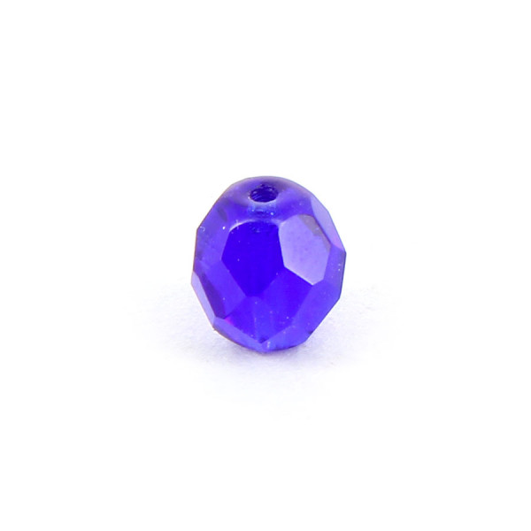 Perle ovale à facette verre de bohème bleu saphire