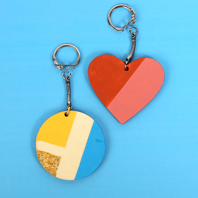 Porte-clés ronds en bois 5,5 cm - 10 pcs