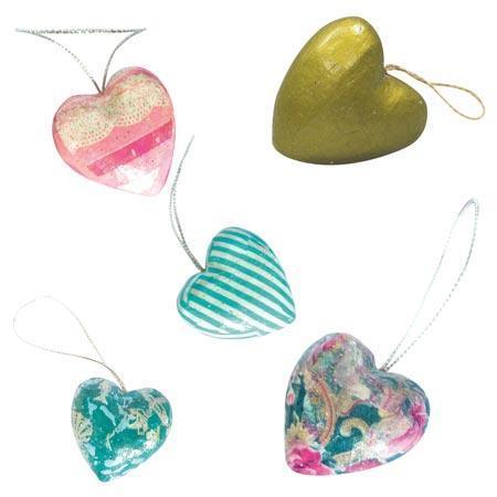 10 cœurs - papier mâché - 4 cm- Supports Papier mâché et carton