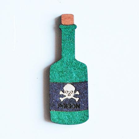 Sujet en bois médium - Poison - 4 x 1,4 cm