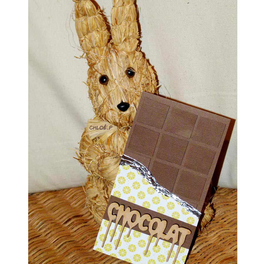 Mot chocolat en bois médium - 8 x 4,6 cm