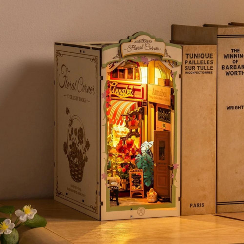 Maquette Book Nook Floral Corner - Rolife